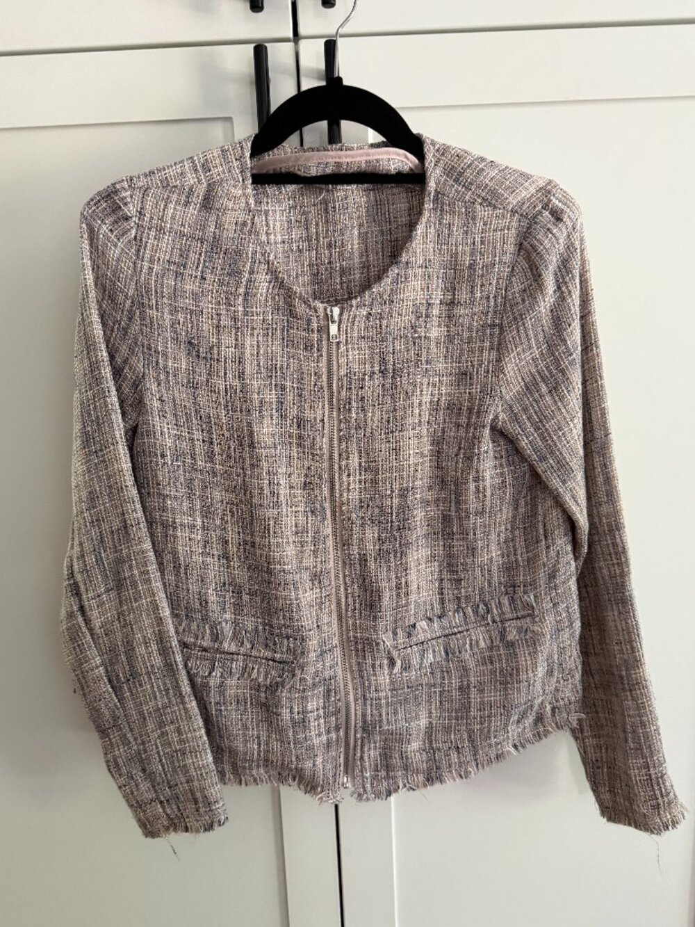 XS Cupcakes & Cashmere Zip Front Crop Blazer